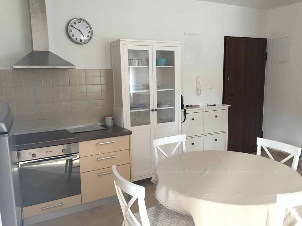 Apartment Maestral Rogač Esterno foto